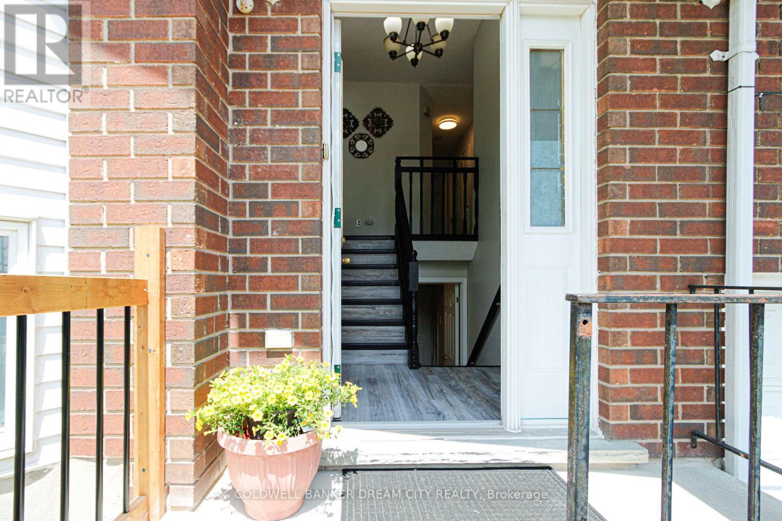 153 Fisher Mills Road, Cambridge, ON