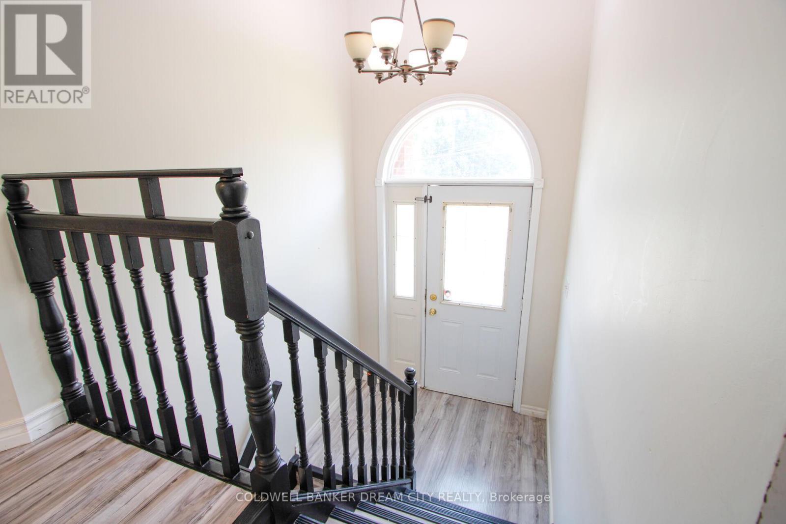 153 Fisher Mills Road, Cambridge, ON