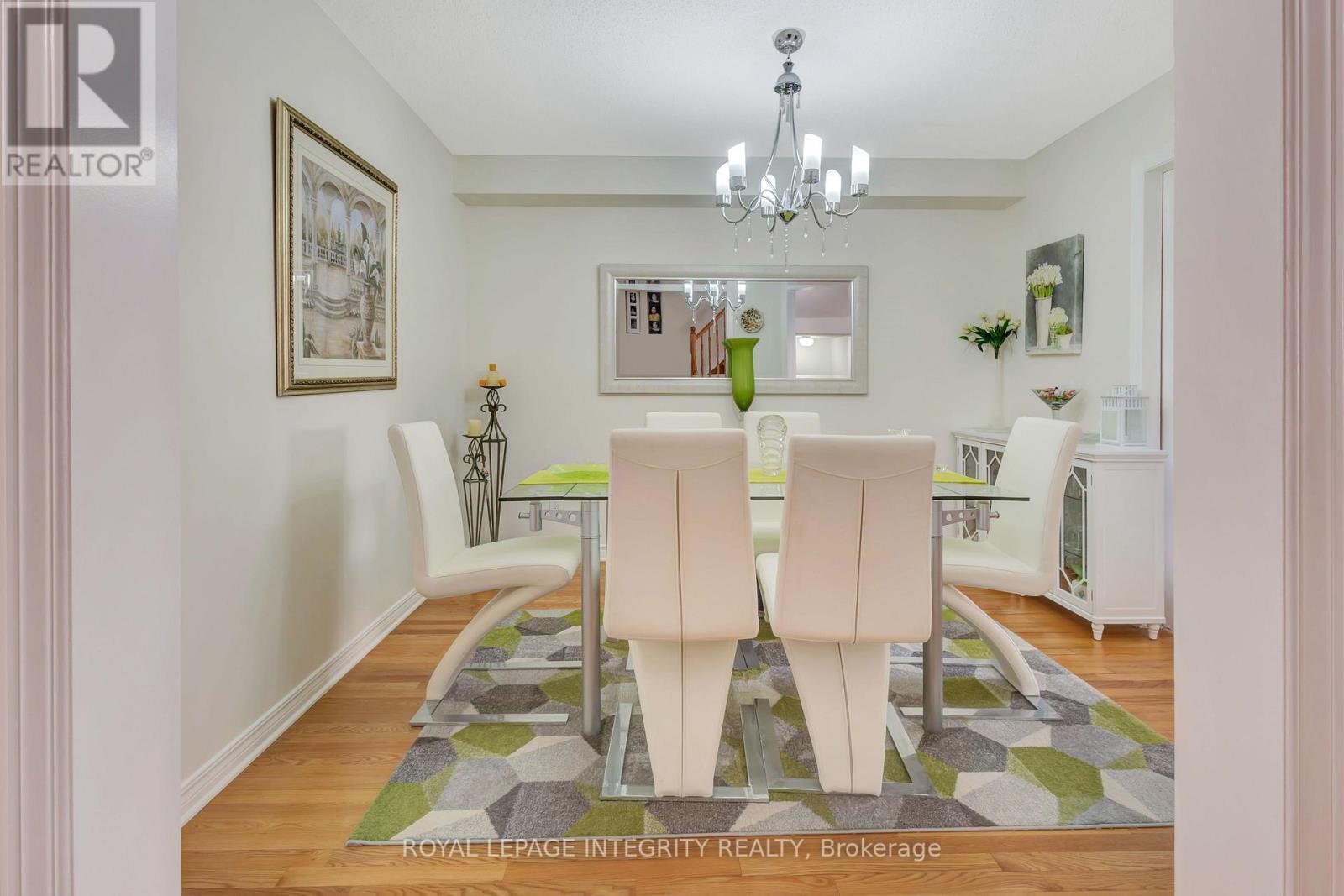 7 Westpointe Crescent, Ottawa, ON
