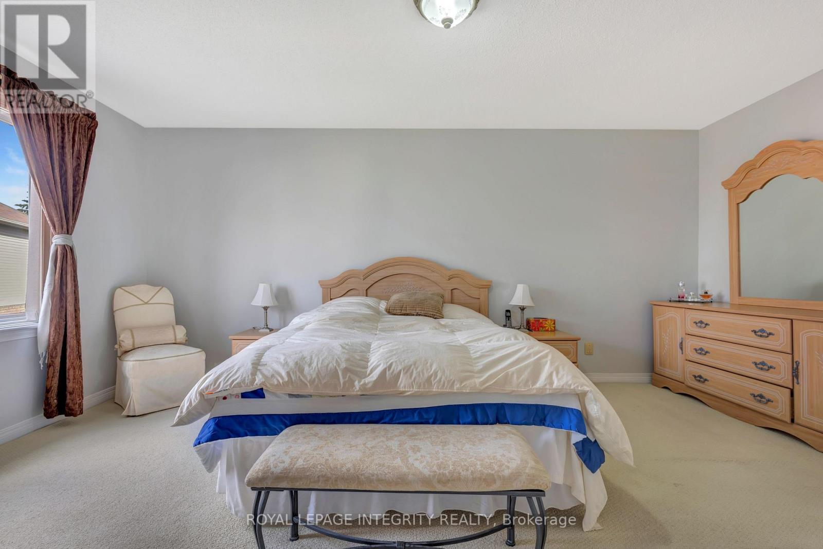 7 Westpointe Crescent, Ottawa, ON
