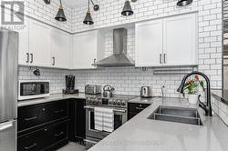 102 - 308 WATSON PARKWAY N Guelph (Grange Road), ON N1E 0G7