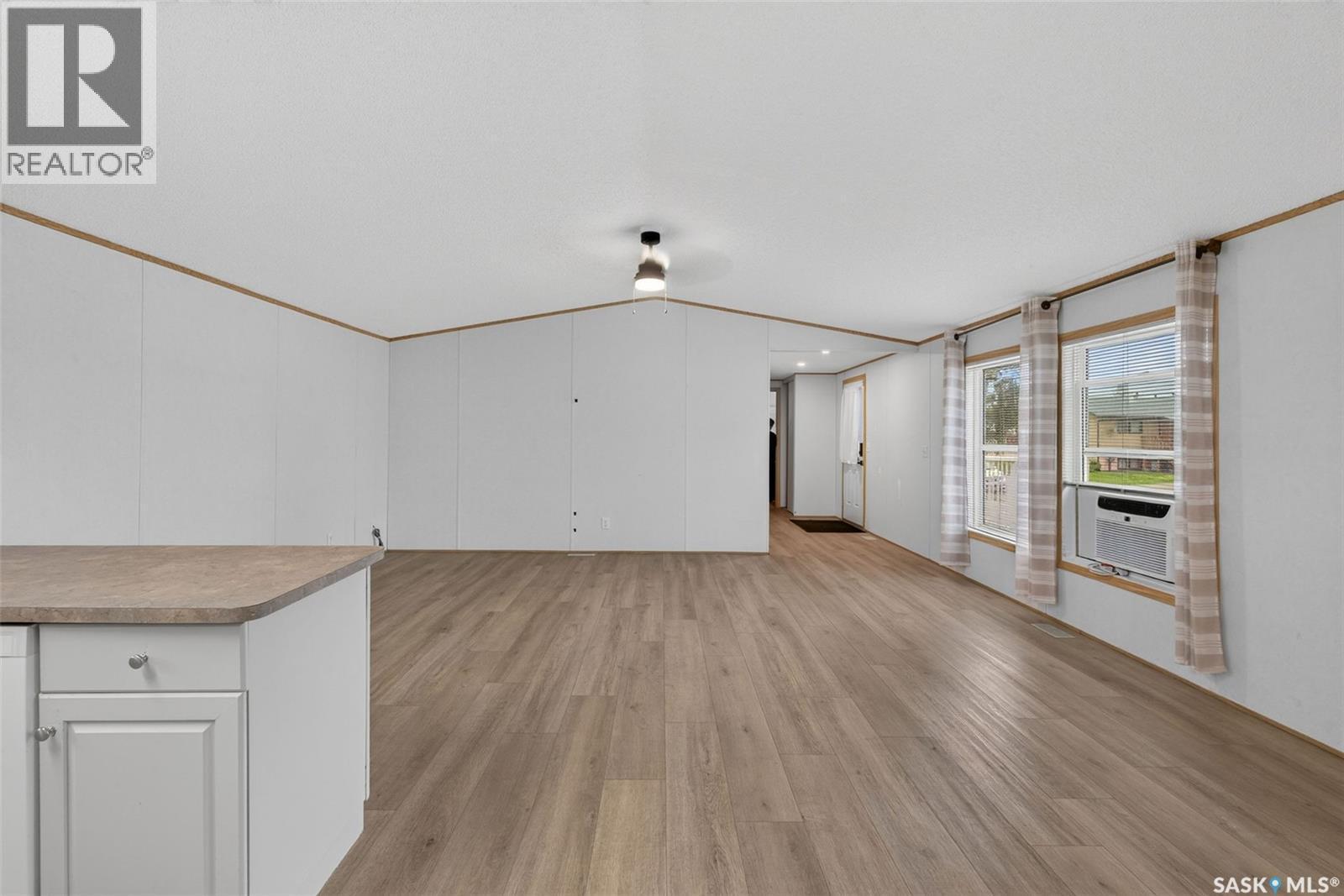 119 Railway Avenue, Kinistino, SK