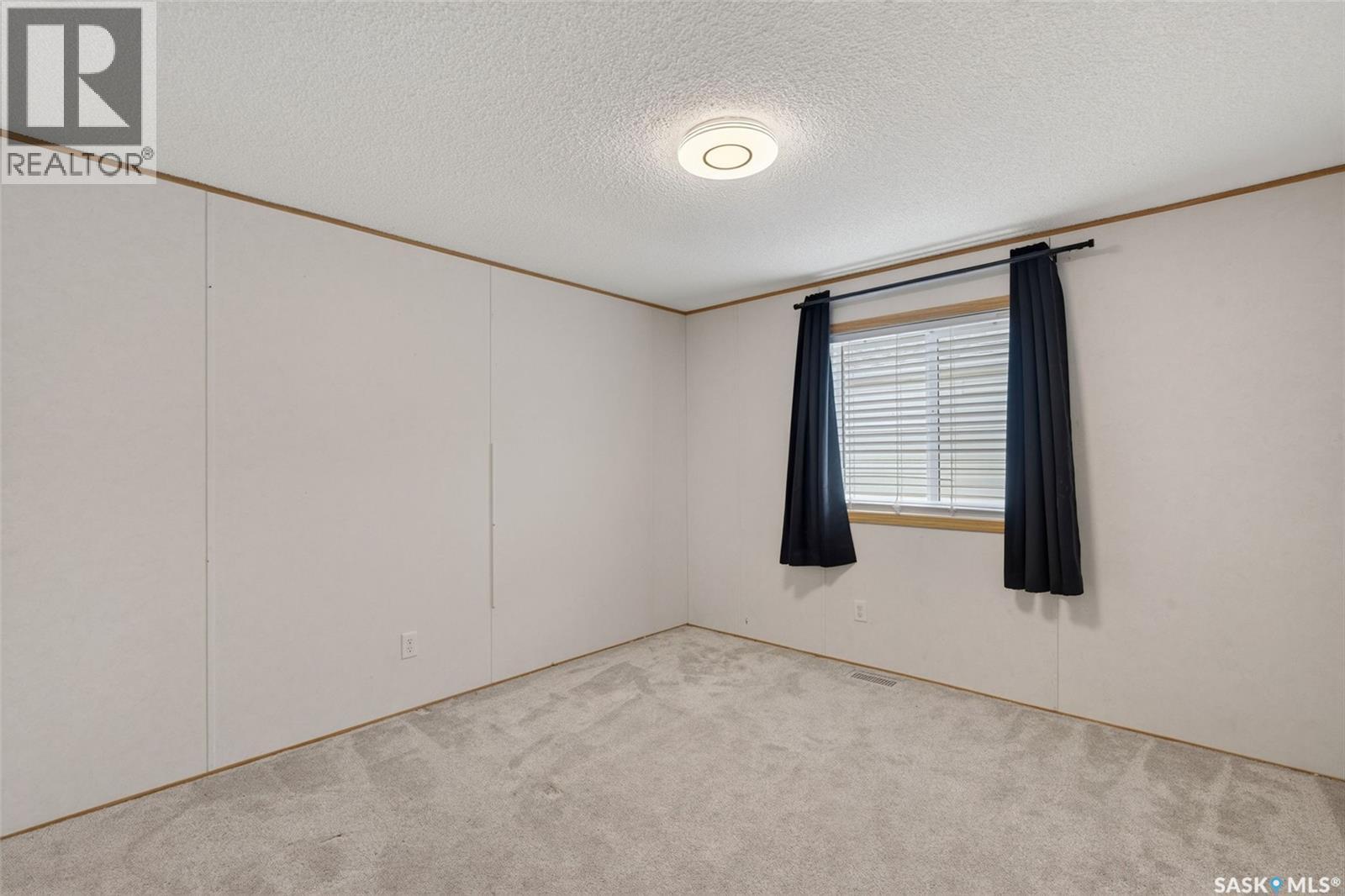 119 Railway Avenue, Kinistino, SK
