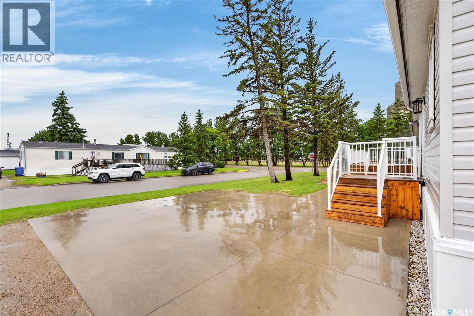 119 Railway Avenue, Kinistino, SK