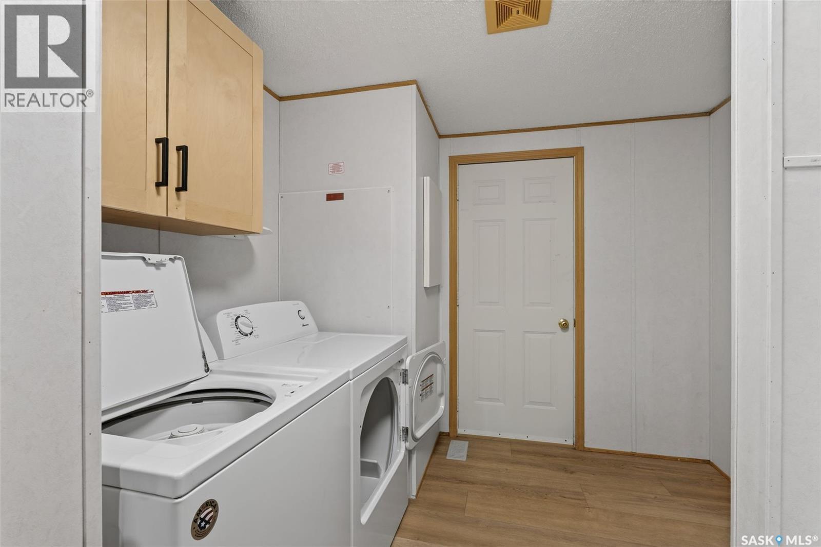 119 Railway Avenue, Kinistino, SK