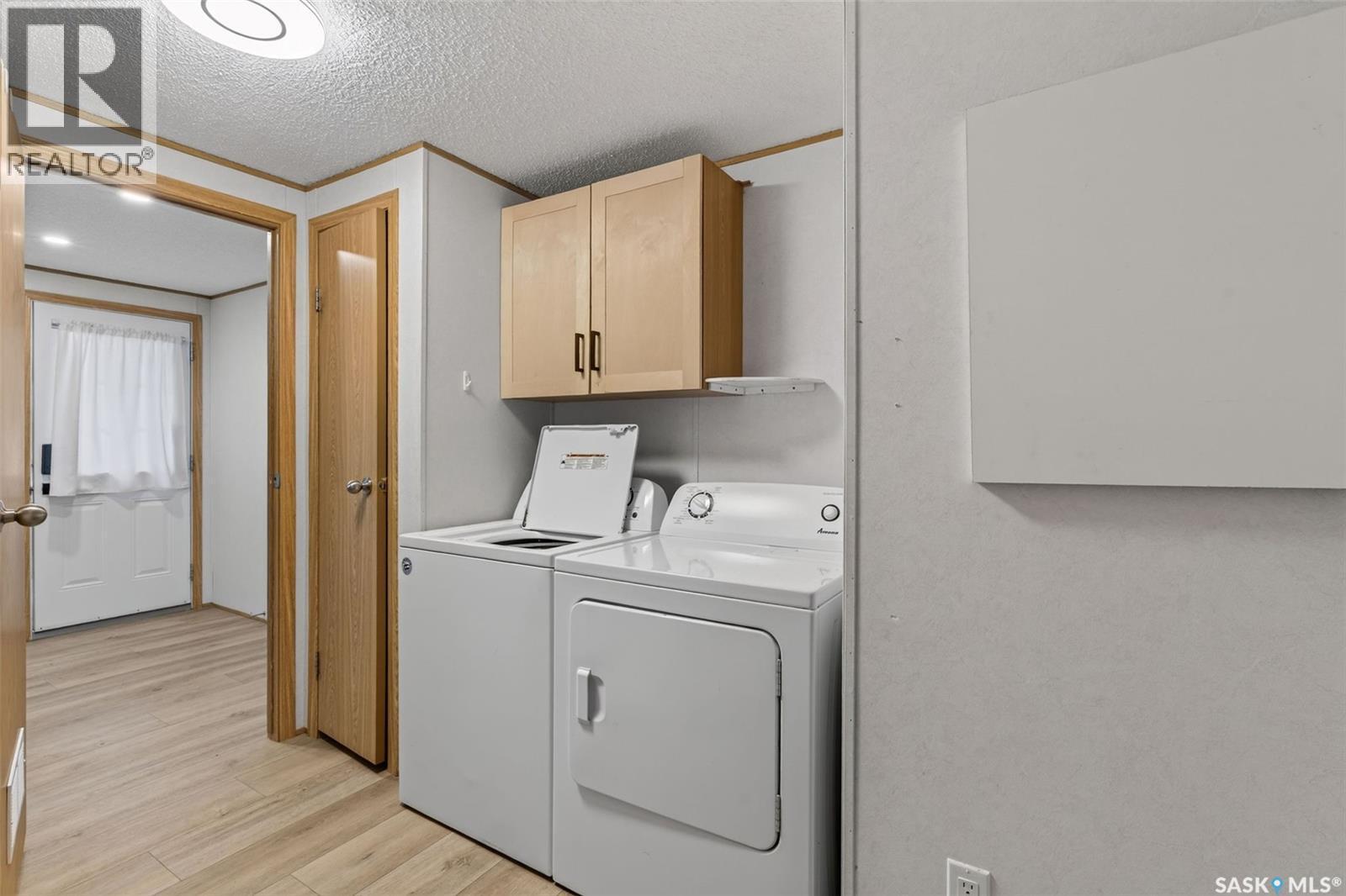 119 Railway Avenue, Kinistino, SK