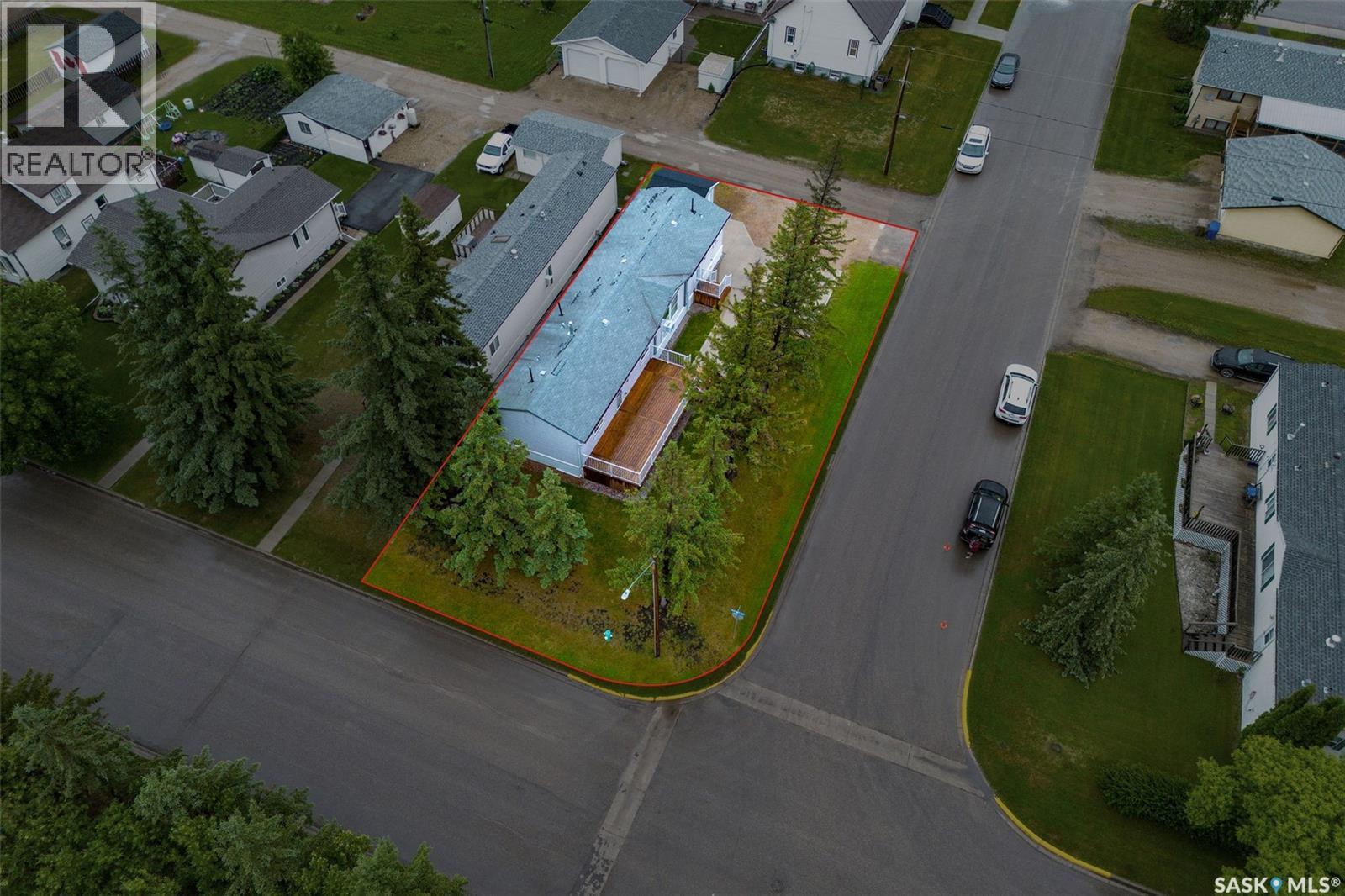 119 Railway Avenue, Kinistino, SK