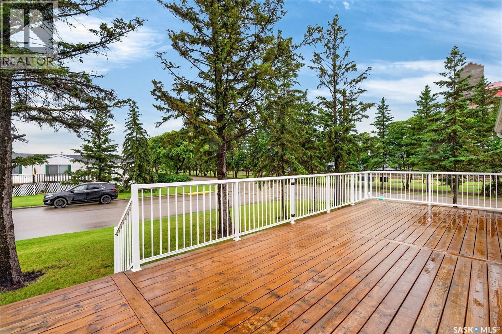 119 Railway Avenue, Kinistino, SK