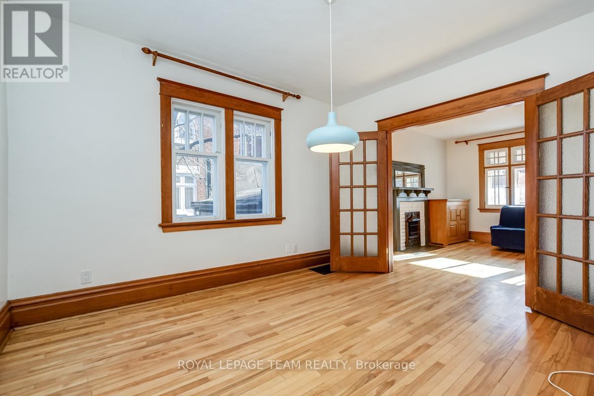 995 Gladstone Avenue, Ottawa, ON