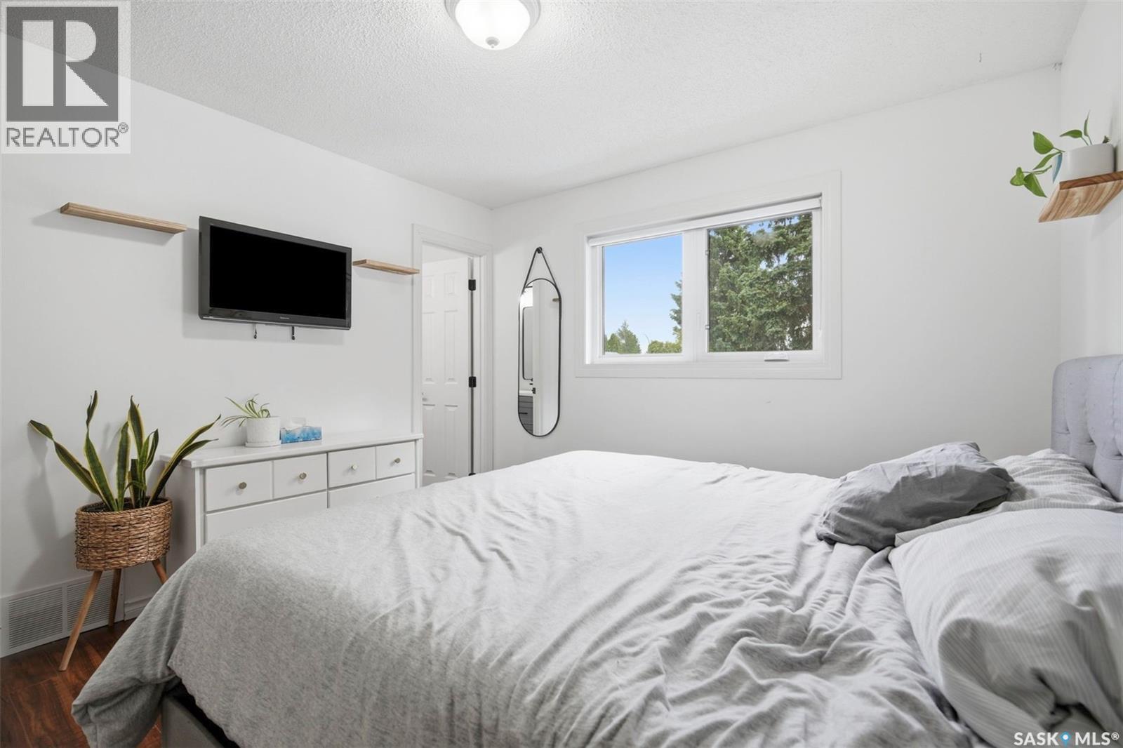 423 Nesbitt Way, Saskatoon, SK