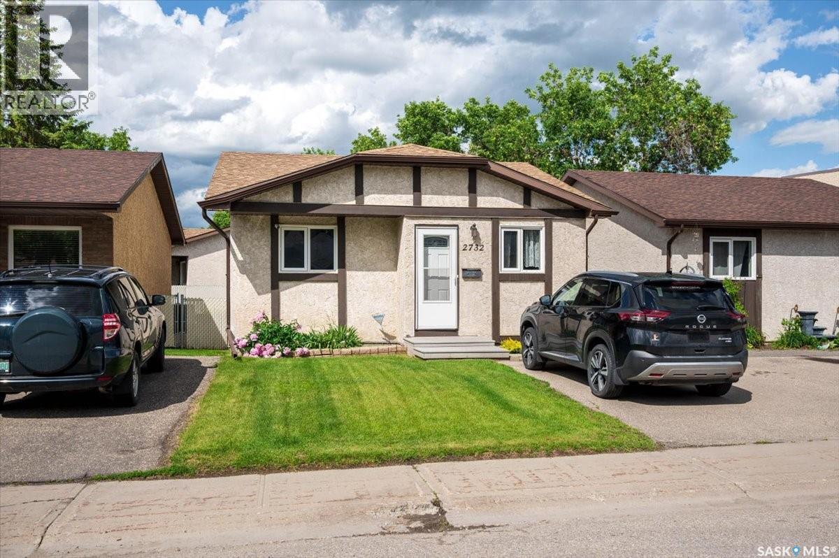 2732 Shooter Drive E, Regina, SK
