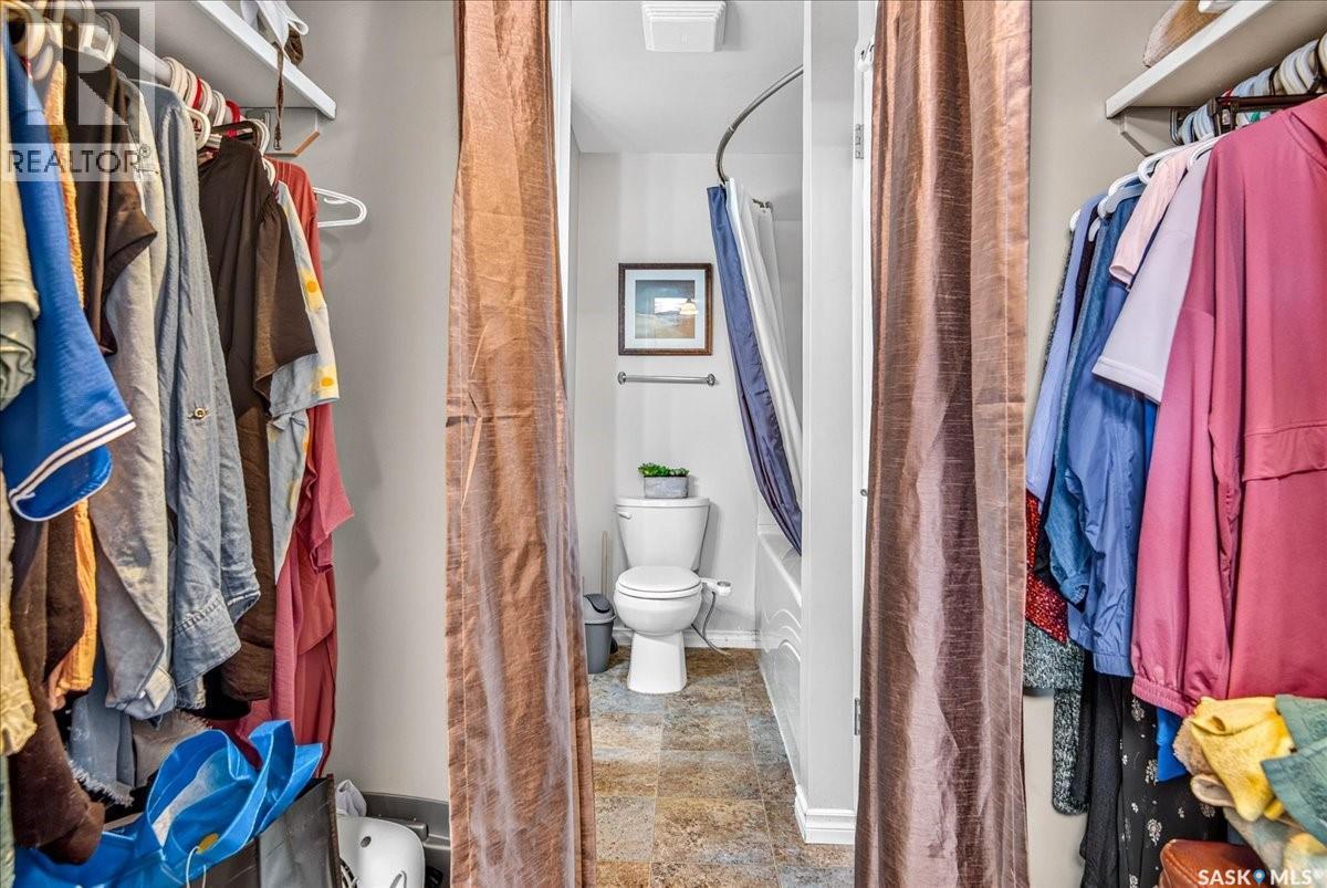 2732 Shooter Drive E, Regina, SK