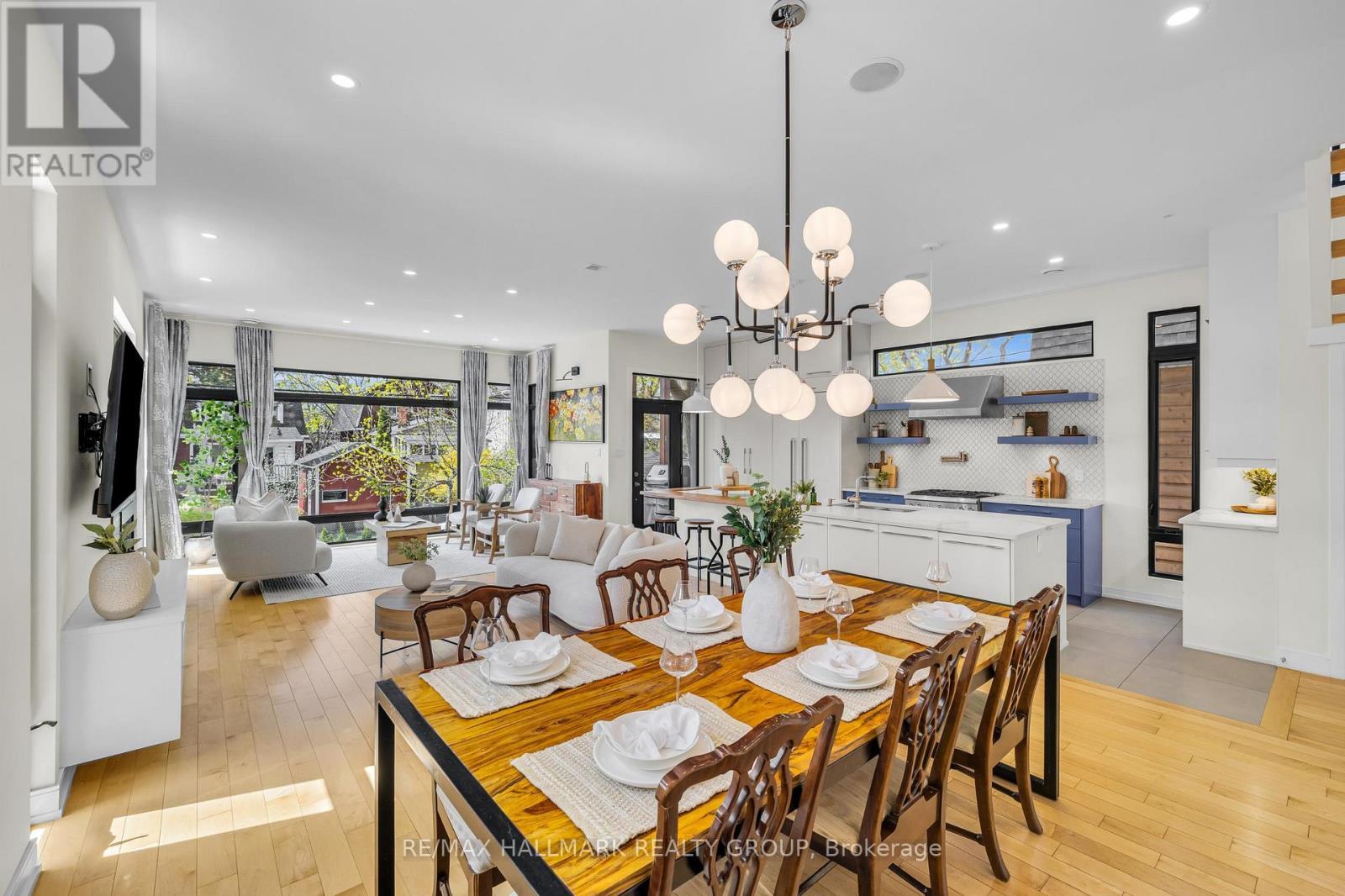 92 Grange Avenue, Ottawa, ON
