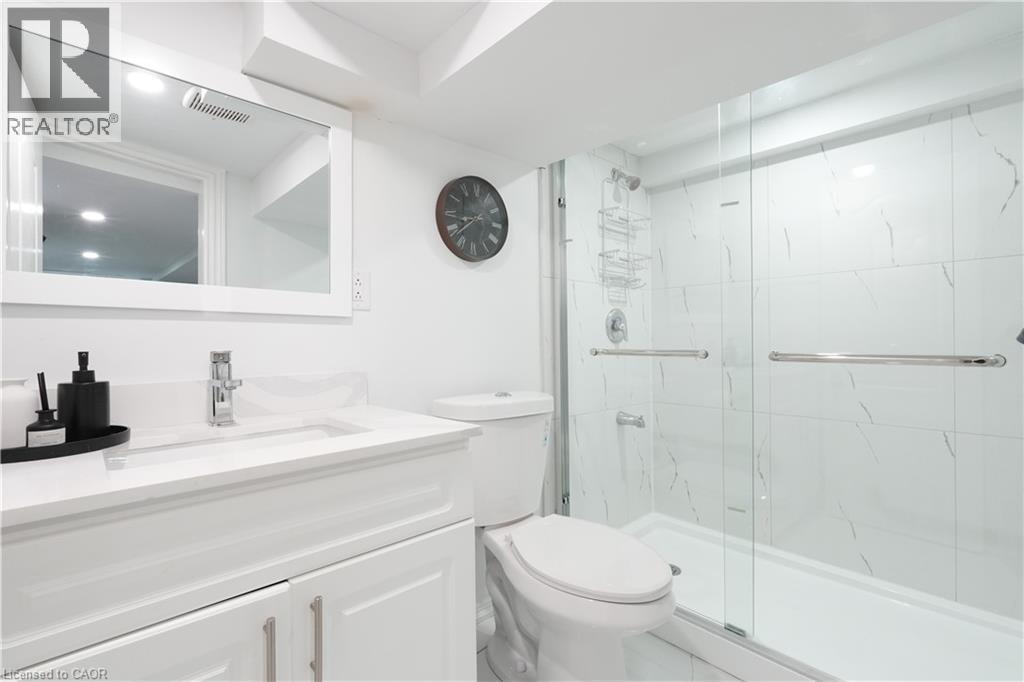 141 Mcanulty Boulevard, Hamilton, ON