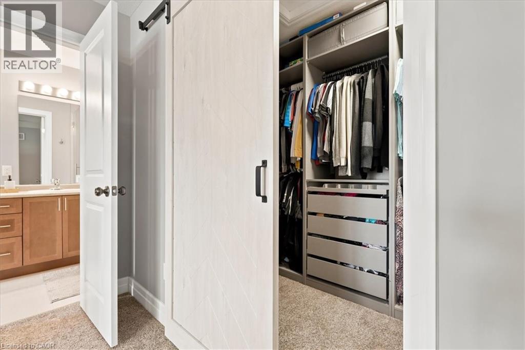 921 Eden Oak Court, Kitchener, ON - Indoor