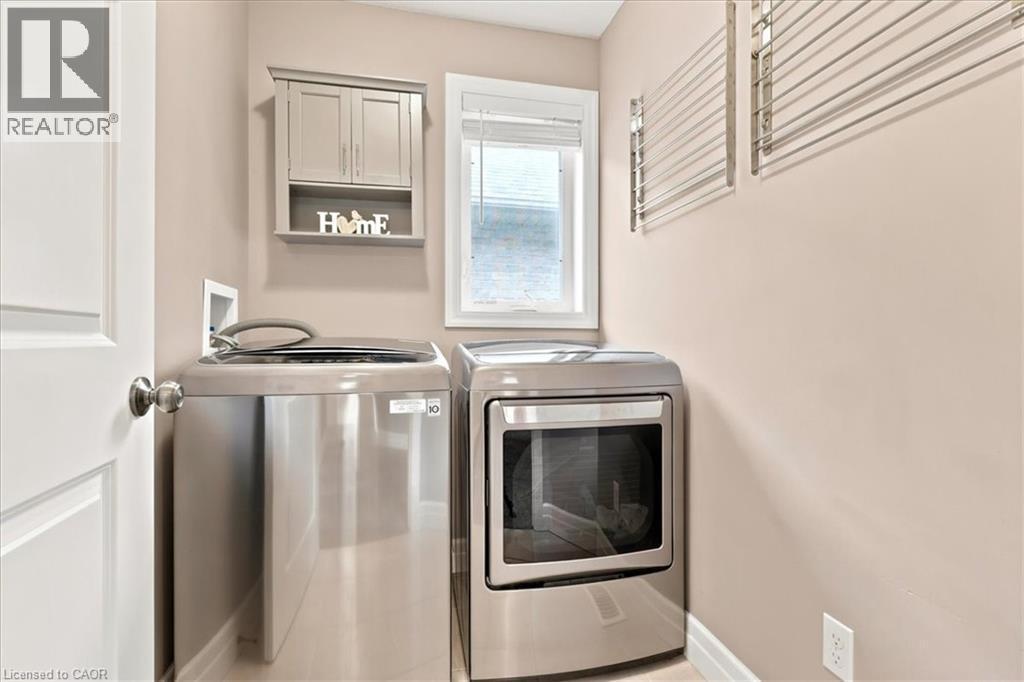 921 Eden Oak Court, Kitchener, ON - Indoor Photo Showing Laundry Room