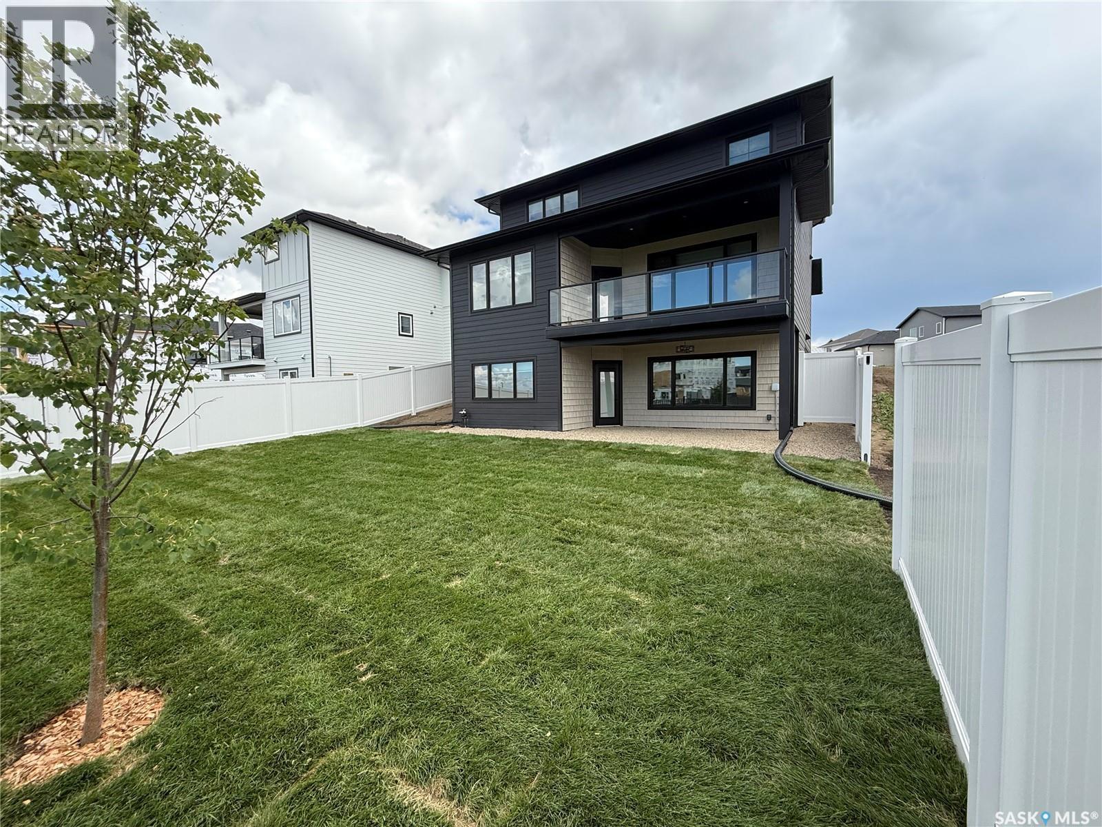 415 Sharma Crescent, Saskatoon, SK
