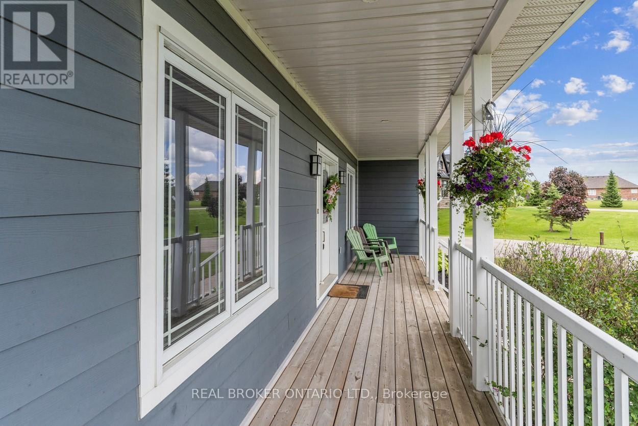 27 Bagshaw Crescent, Uxbridge, ON