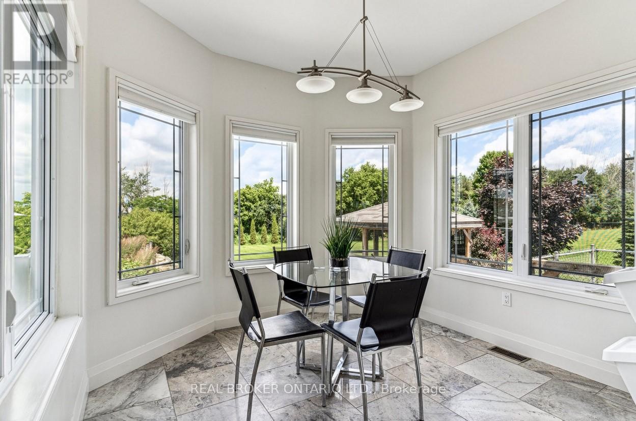 27 Bagshaw Crescent, Uxbridge, ON