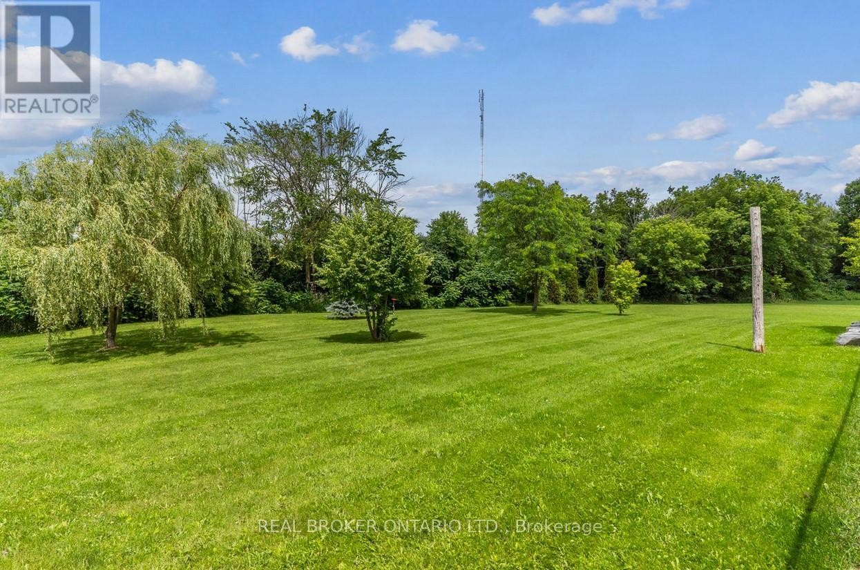 27 Bagshaw Crescent, Uxbridge, ON