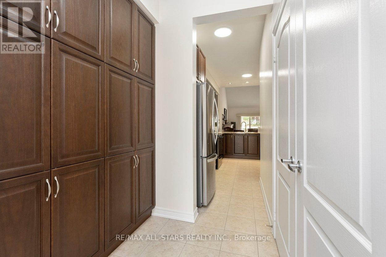 52 Oasis Way, Markham, ON
