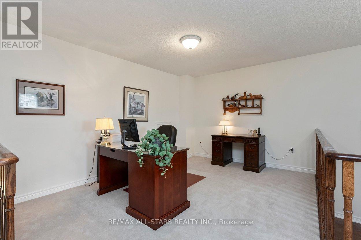 Loft office & family room area - 52 Oasis Way, Markham, ON