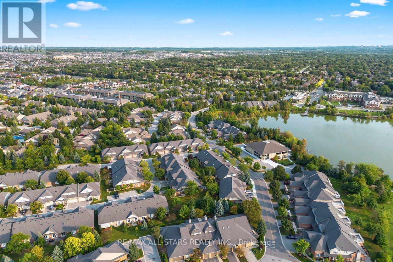 52 Oasis Way, Markham, ON