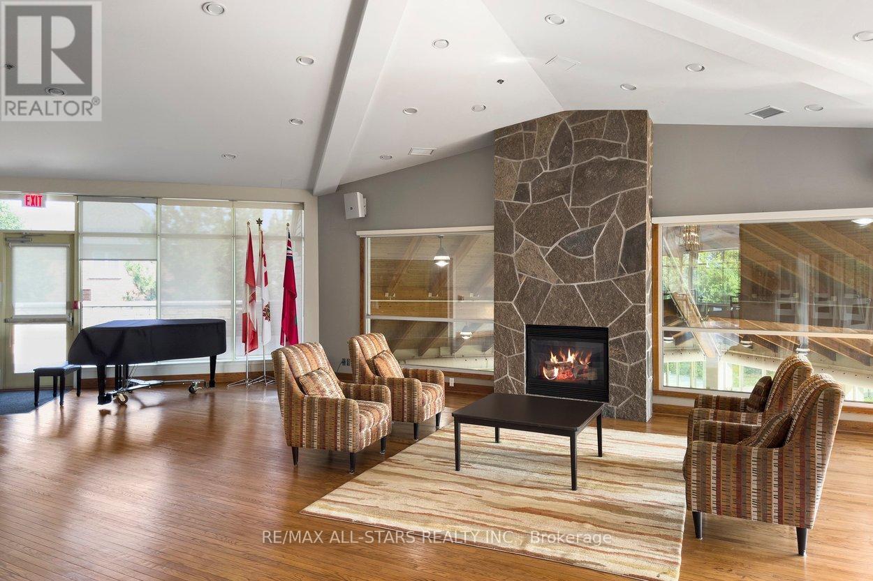 Extensive village amenities - 52 Oasis Way, Markham, ON