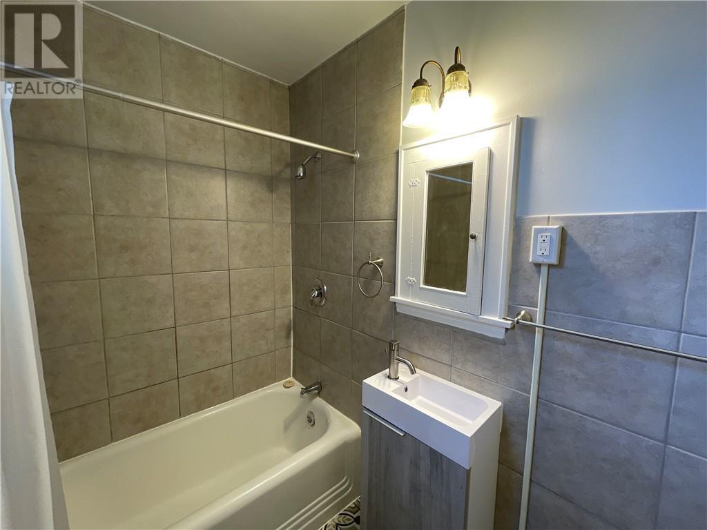 207 Pine, Sudbury, ON