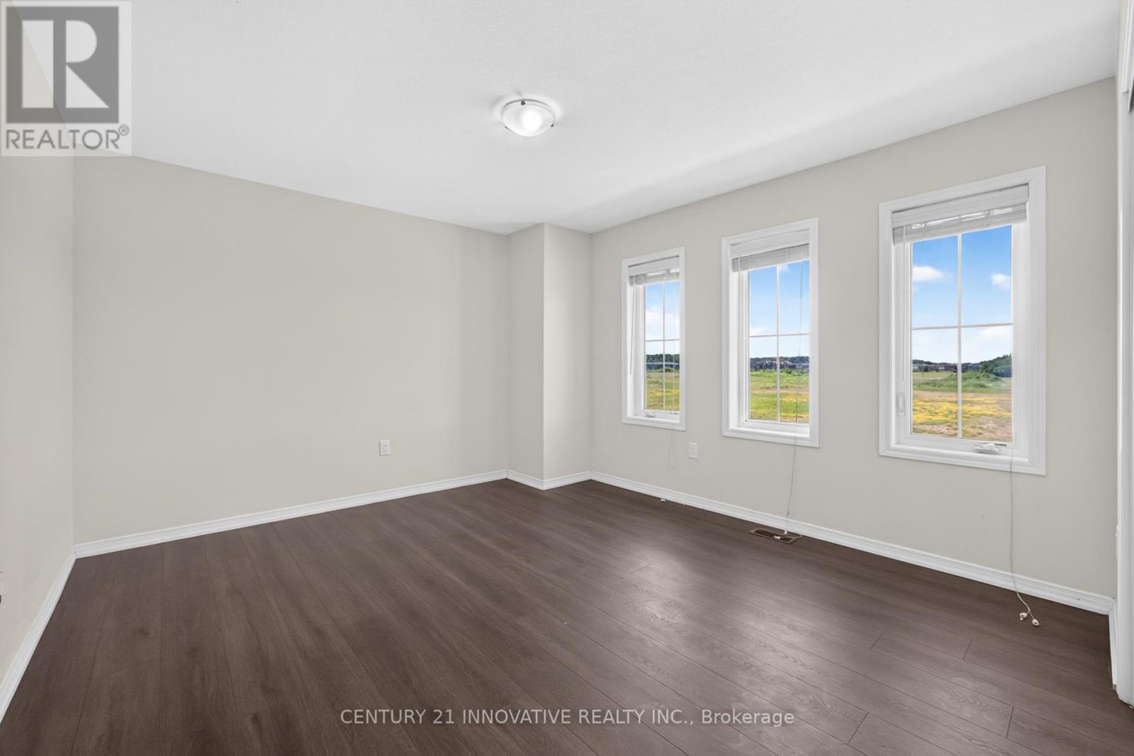 4 Midhurst Heights, Hamilton, ON