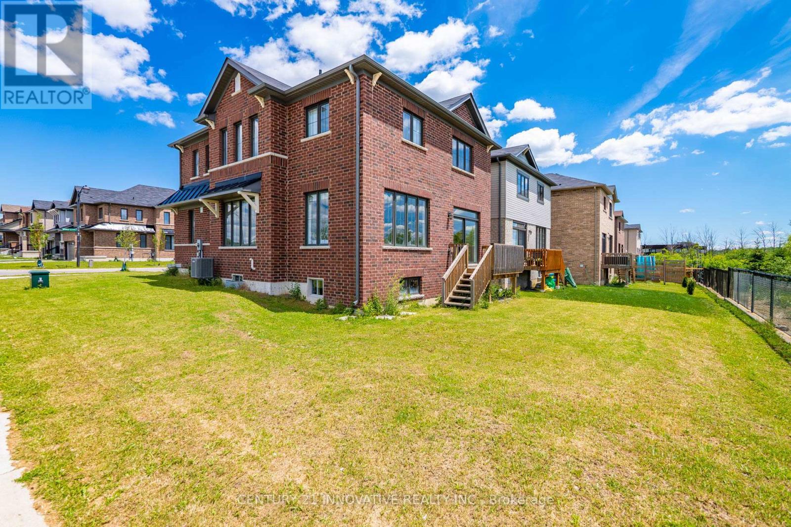 4 Midhurst Heights, Hamilton, ON