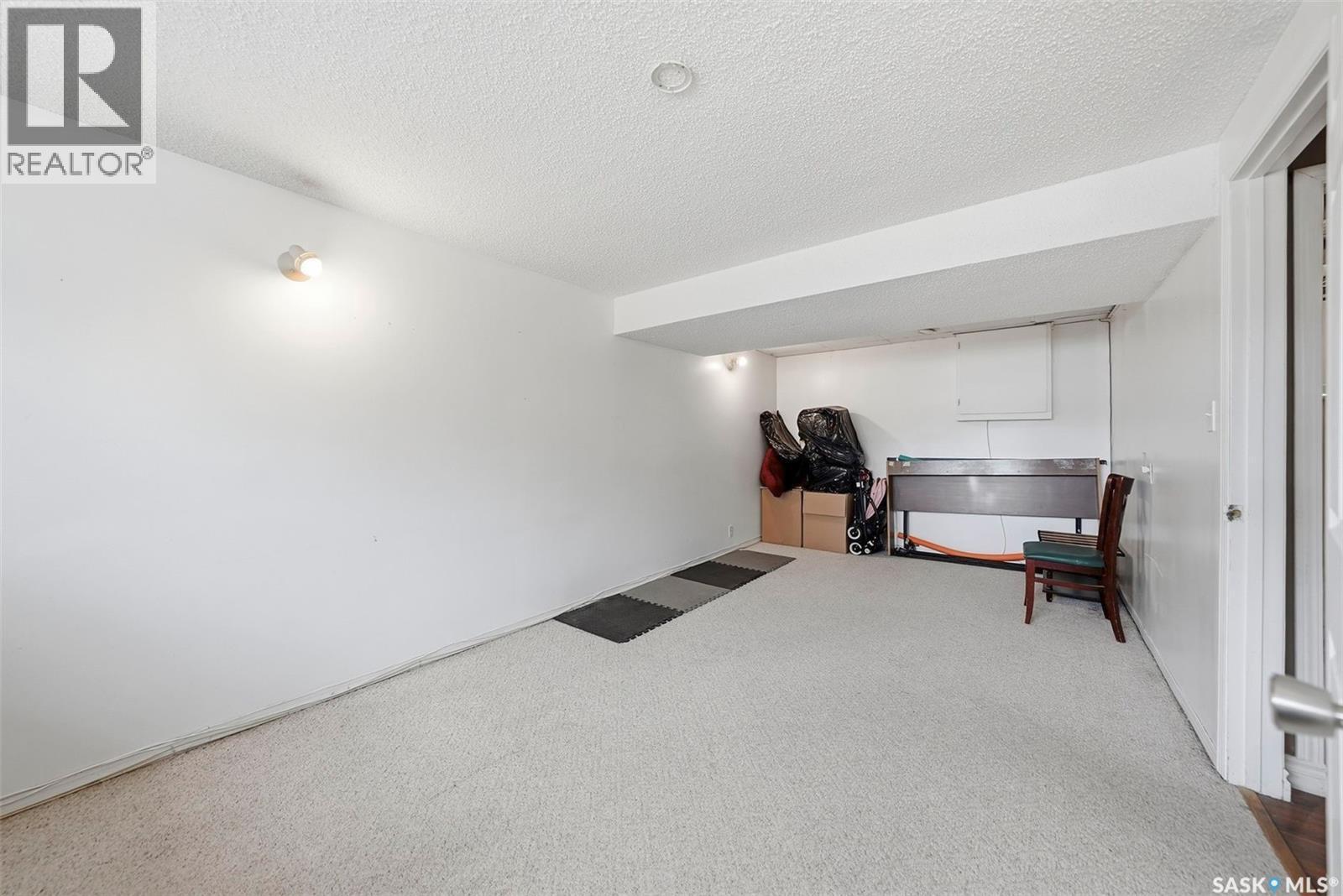 526 Mckercher Drive, Saskatoon, SK