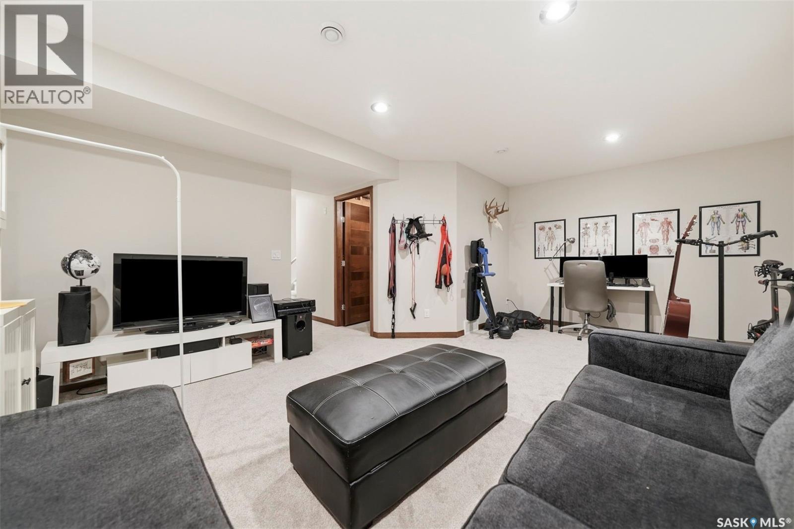 604 2012 Pohorecky Crescent, Saskatoon, SK