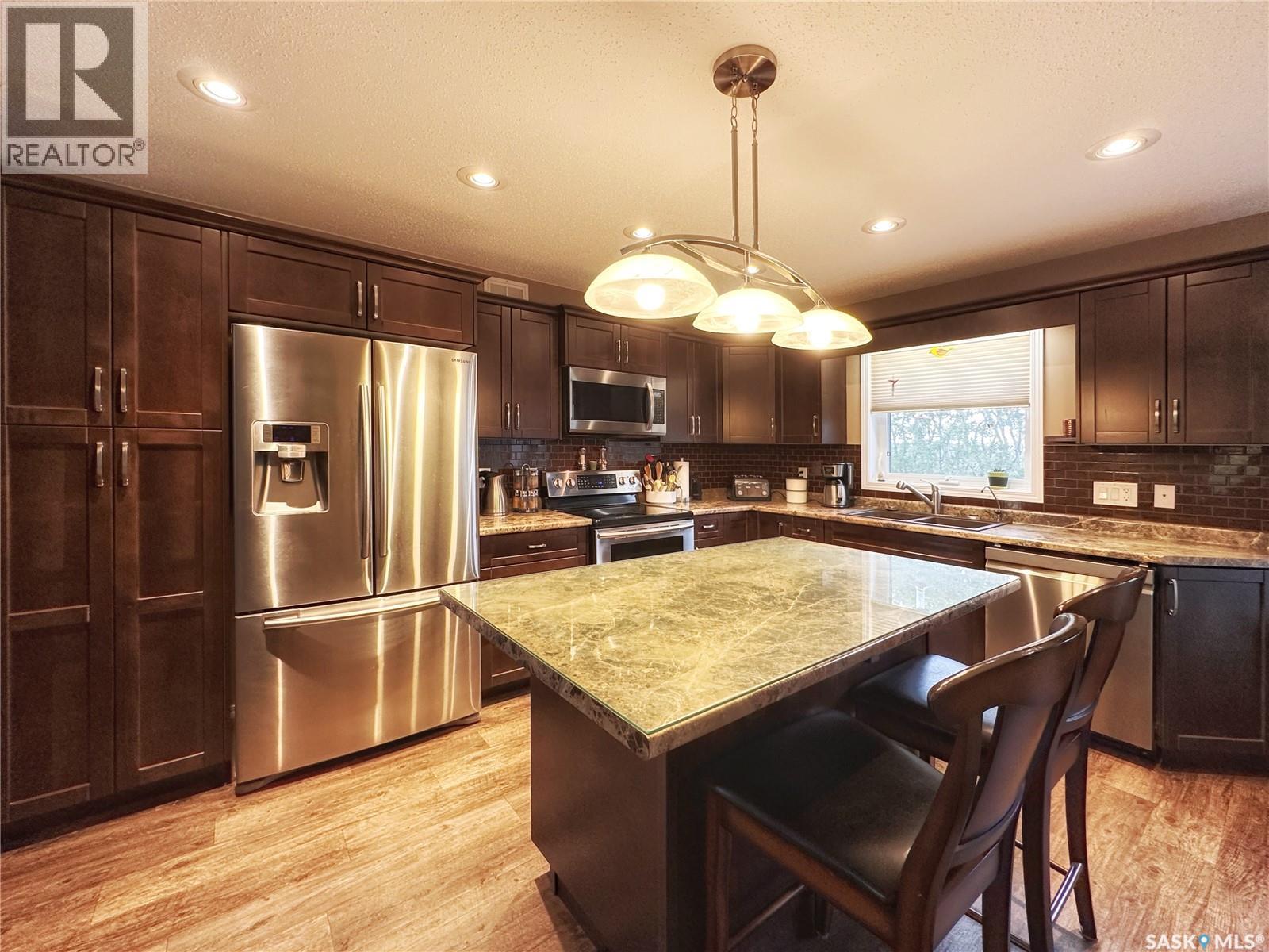 Bassingthwaite Acreage, Asquith, SK - Indoor Photo Showing Kitchen With Upgraded Kitchen