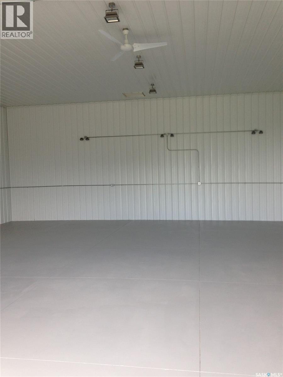 Bassingthwaite Acreage, Asquith, SK - Indoor