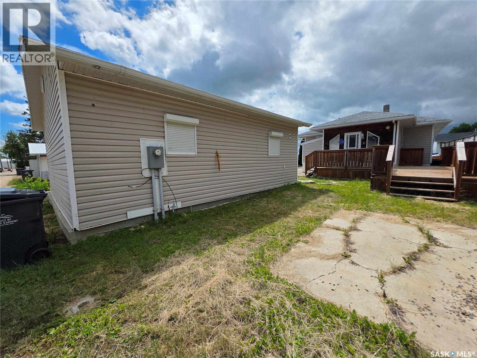 227 10Th Avenue Nw, Swift Current, SK