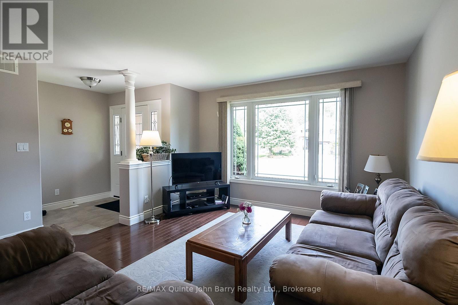 4 Algonquin Avenue, Brighton, ON