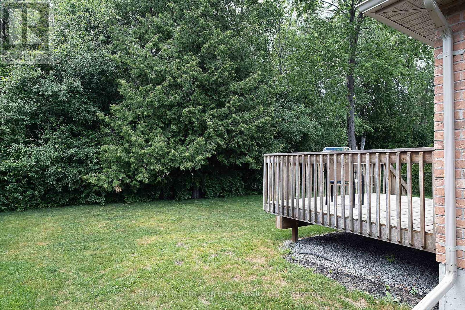 4 Algonquin Avenue, Brighton, ON