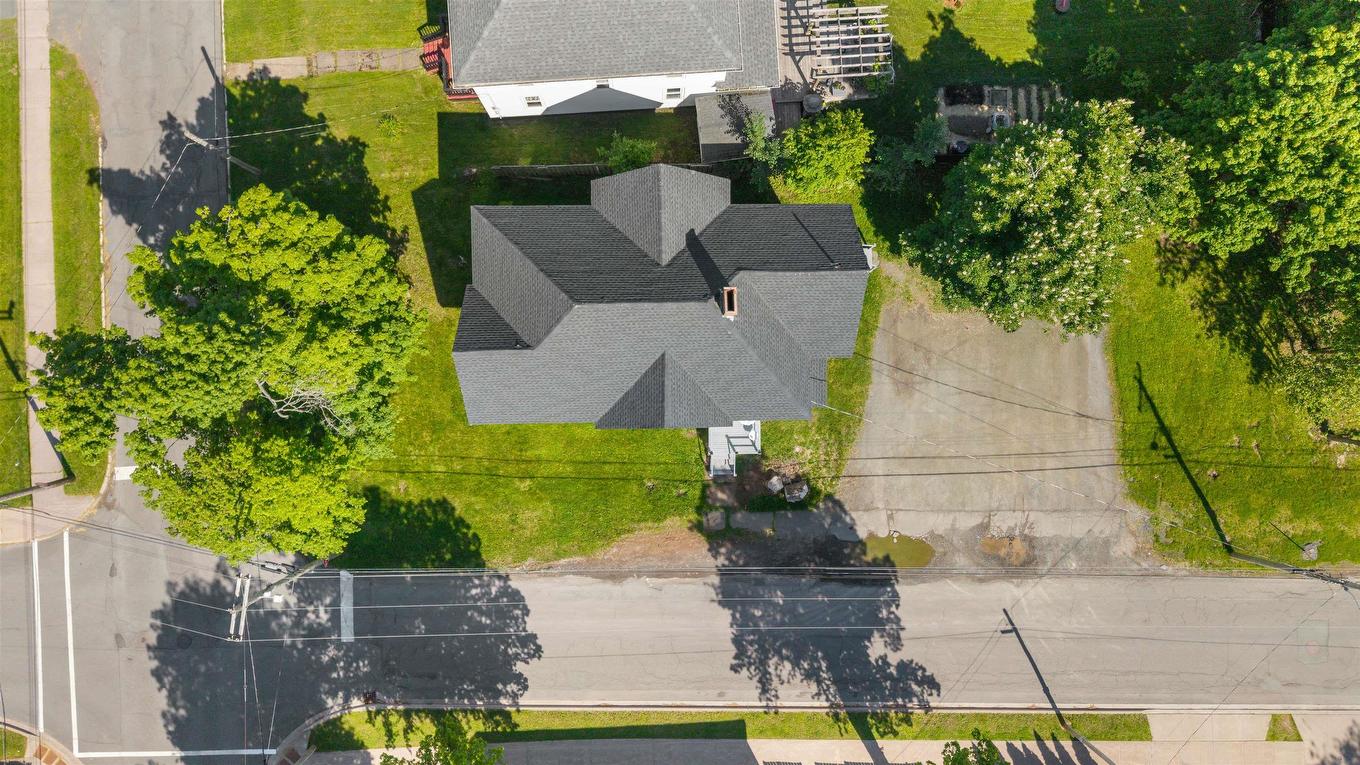 105 Park Street, Stellarton, NS