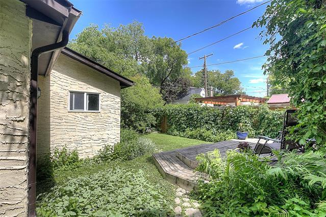 967 Grosvenor Ave, Winnipeg, MB