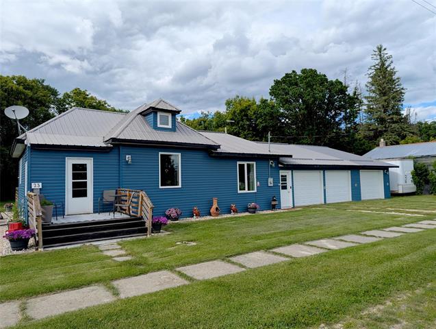23 Railway Ave E Ave, Tolstoi, MB