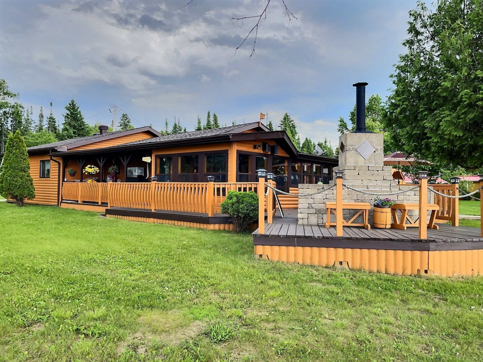 Exterior - 713 Ch. Du Pin-Rouge, Laverlochère-Angliers, QC - Outdoor With Deck Patio Veranda