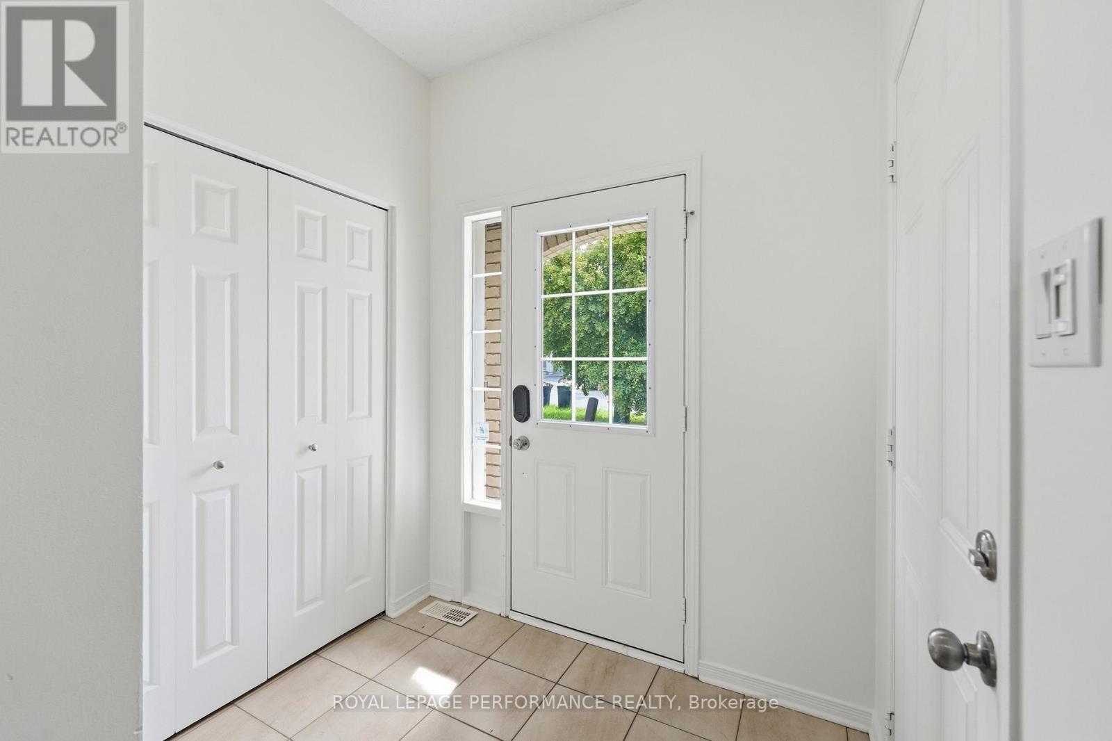 277 Rolling Meadow Crescent, Ottawa, ON