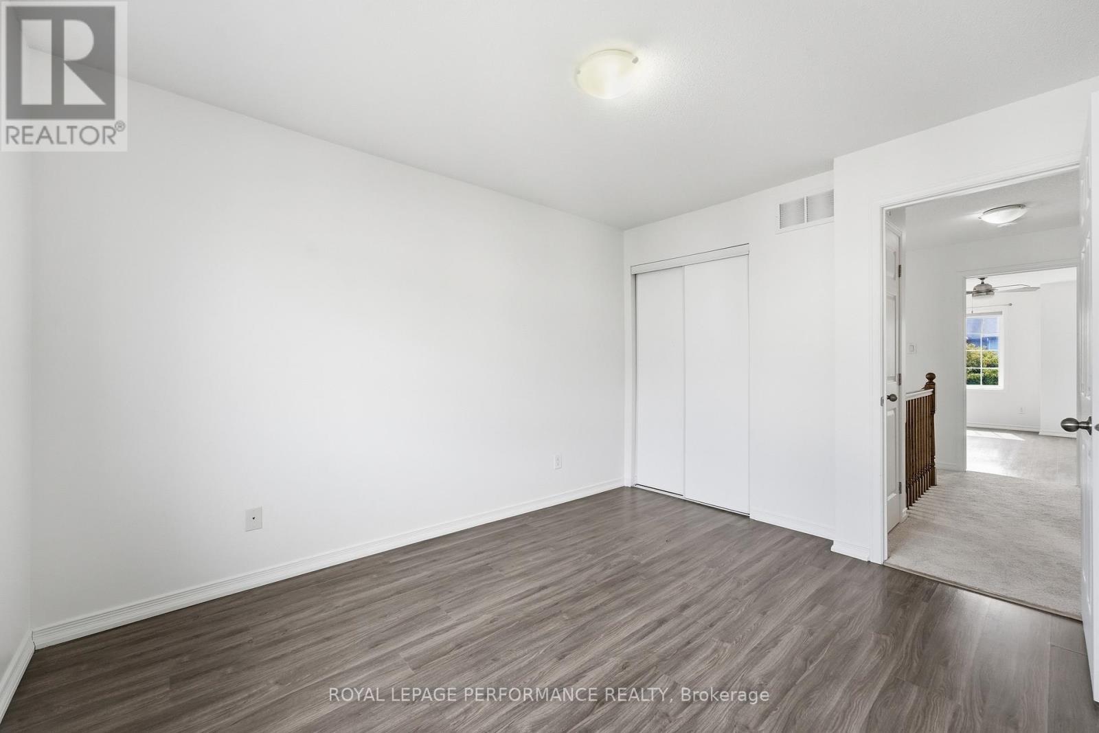 277 Rolling Meadow Crescent, Ottawa, ON