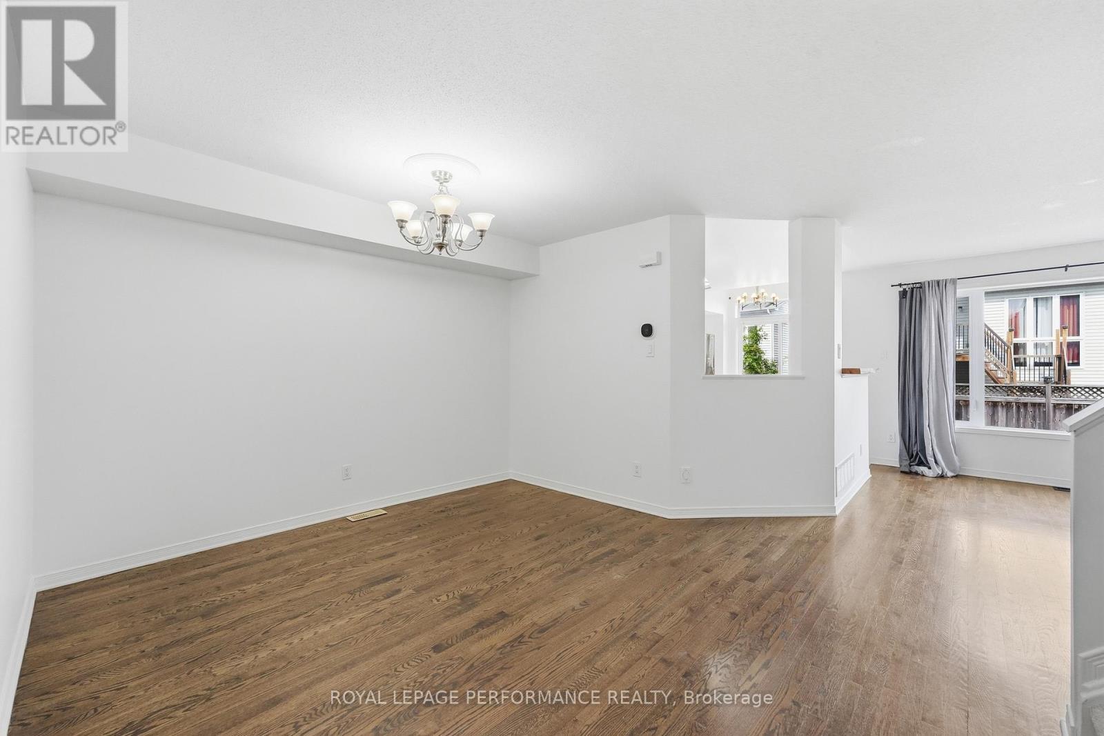 277 Rolling Meadow Crescent, Ottawa, ON
