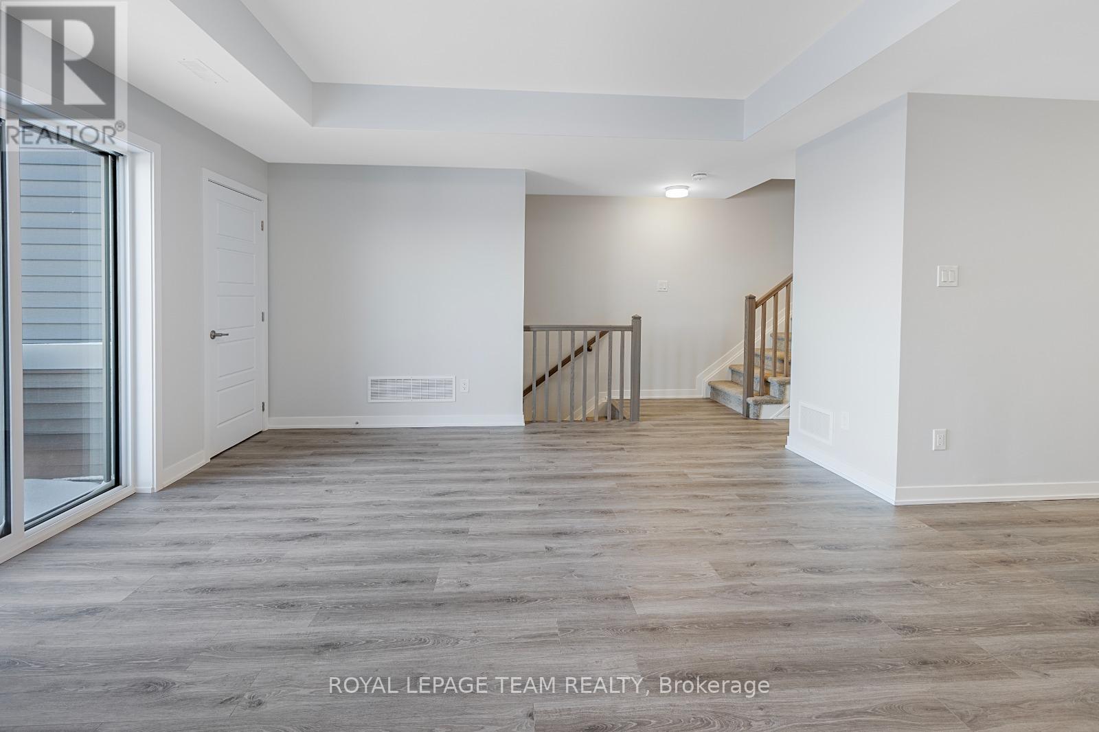 320 Parnian Private, Ottawa, ON