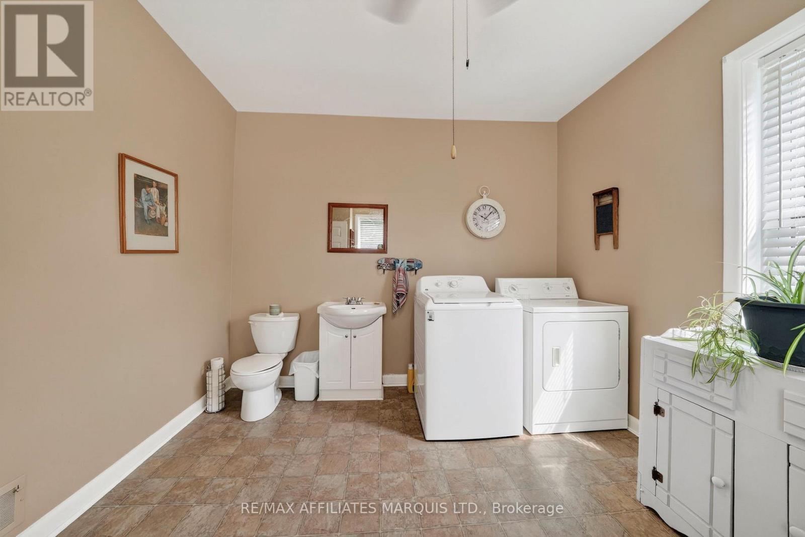 83 Eleventh Street E, Cornwall, ON