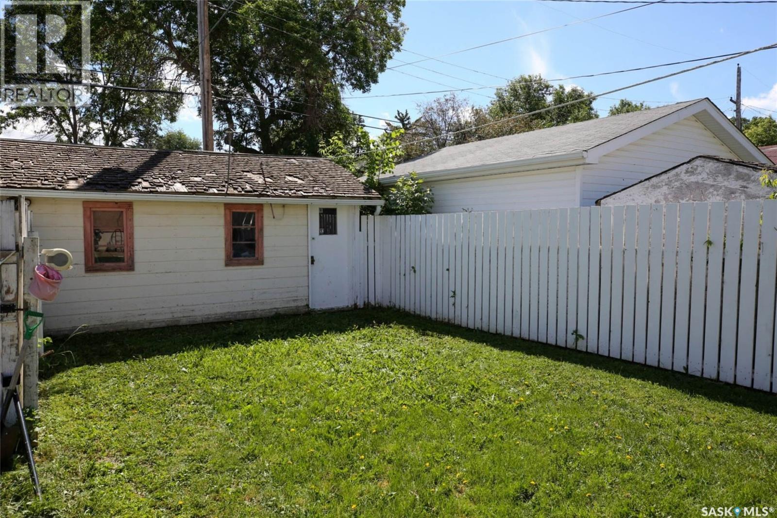 2241 Queen Street, Regina, SK