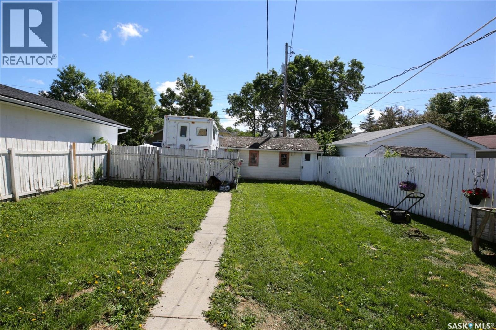 2241 Queen Street, Regina, SK