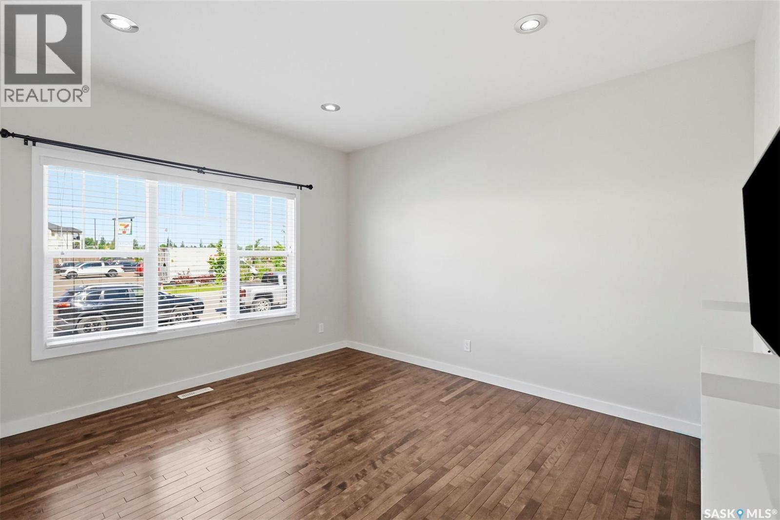 115 Tweed Lane, Saskatoon, SK